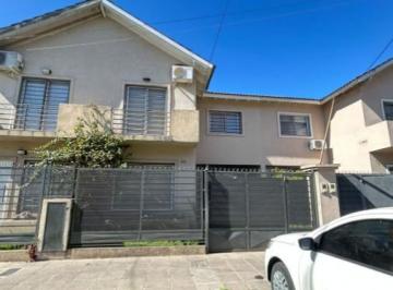 Departamento de 4 ambientes, Lomas de Zamora · Sarmiento 916, Lomas de Zamora