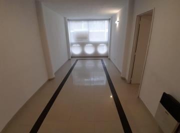 Departamento · 60m² · 3 Ambientes · Departamento en Centro