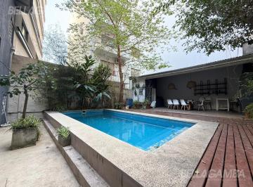 Casa · 108m² · 4 Ambientes · 1 Cochera · Casa Barrio Vicente López
