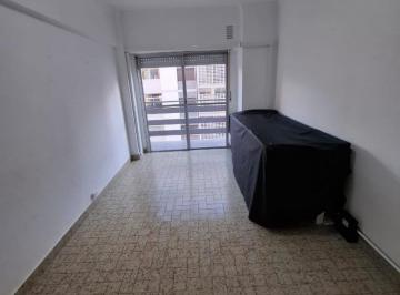 Departamento · 39m² · 2 Ambientes · Dto. 2 Amb. Externo - 39 m². - Plaza Colon