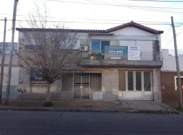 Casa · 277m² · 6 Ambientes · 3 Cocheras · Casa Multifamiliar en Venta en San Martin