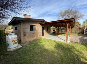 Casa · 101m² · 3 Ambientes · 2 Cocheras · Venta de 2 Cabañas en Villa General Belgrano