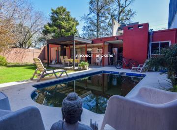 Casa de 4 ambientes, Ituzaingó · Venta de Casa 4 Ambientes con Pileta en Ituzaingo Norte