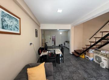 PH · 75m² · 3 Ambientes · Venta PH 2 Ambientes, con Dos Patios, Villa Lugano
