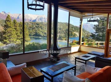 Casa · 242m² · 7 Ambientes · 3 Cocheras · Casa Arelauquen Golf