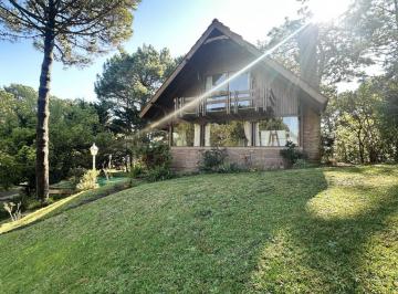 Casa · 179m² · 4 Ambientes · 2 Cocheras · Casa en Venta Pinamar Zona Golf Viejo