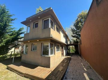 Casa · 107m² · 3 Ambientes · 1 Cochera · Casa en Mar Azul