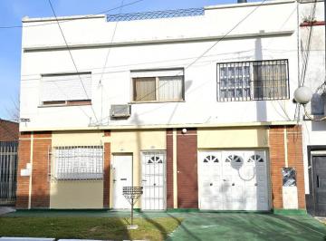 PH · 90m² · 3 Ambientes · 1 Cochera · PH en Quilmes Oeste