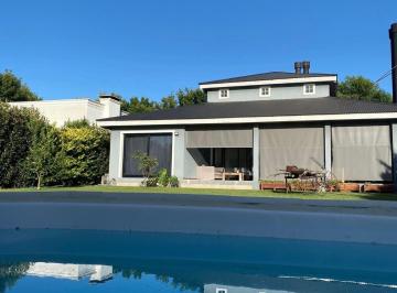 Casa de 5 ambientes, Baradero · Propiedad Ubicada en Barrio Privado Colonia Suiza Baradero