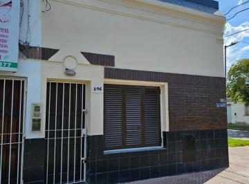 PH · 60m² · 3 Ambientes · Venta PH 3 Ambientes con Terraza en Bernal Oeste