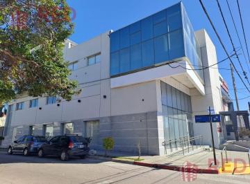 Local comercial · 500m² · 17 Ambientes · Local en Alquiler - Zona Suroeste
