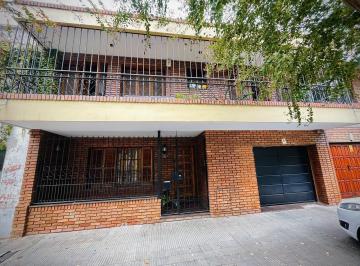 Casa · 288m² · 4 Dormitorios · 2 Cocheras · Casa en España y Hospitales