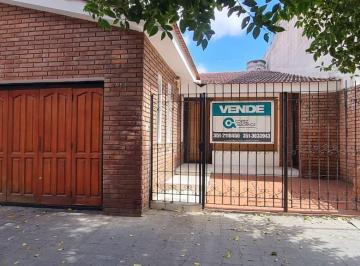 Casa de 4 ambientes, Córdoba · Alta Cordoba Casa en Venta 2 Dorm. + Departamento Oportunidad!