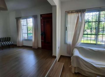 Casa de 8 ambientes, Córdoba · Cerro de Las Rosas 4d Renovada!