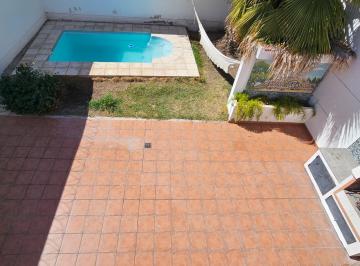 Casa de 7 ambientes, Ciudad de Mendoza · Casa en B° Bombal de Ciudad - Piscina