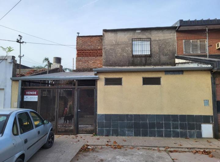 Casa · 150m² · 9 Ambientes · 1 Cochera