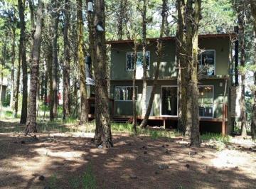 Casa de 4 ambientes, Mar de las Pampas · Hermosa Propiedad de 4 Ambientes en Pleno Bosque de Mar de Las Pampas
