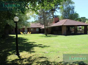 Casa · 1500m² · 6 Ambientes · 5 Cocheras · Casa en Venta Pinamar 6 Ambientes Oportunidad Unica