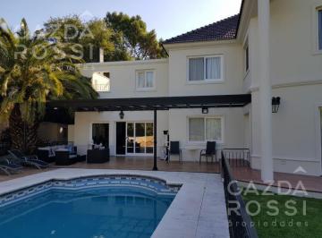 Casa · 600m² · 8 Ambientes · 2 Cocheras · Importante Propiedad a La Venta en Saint Thomas Norte, Doble Lote.