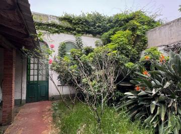 Terreno · 125m² · 3 Ambientes · 1 Cochera · Venta – Lote Propio con Casa a Refaccionar | Villa del Parque