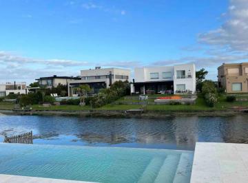 Casa · 180m² · 6 Ambientes · 2 Cocheras · Casa 5 Ambientes en Venta Y/o Alquiler Ceibos. Puertos del Lago