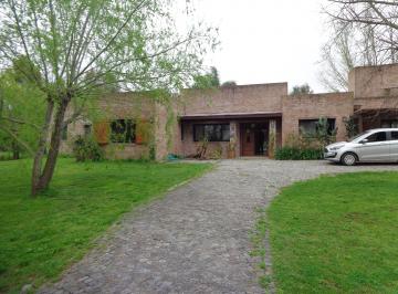 Casa de 5 ambientes, Campana · Venta Excelente Chacra en Barrio Cerrado Colonia de Chacras del Río Luján