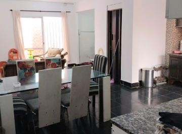 Departamento de 5 ambientes, Flores · Departamento en Dúplex 5 Amb. C/ 2 Patios y Bajas Expensas | Carabobo Al 600 - Flores