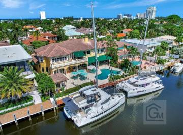 Casa · 560m² · 7 Ambientes · 6 Cocheras · Exclusiva Casa Viila Italiana en Fort Lauderdale