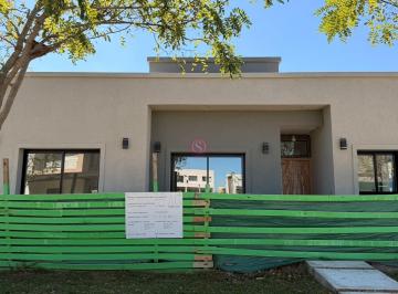 Casa · 160m² · 5 Ambientes · Casa en Venta en Barrio San Pablo, Pilar, G. B. a. Zona Norte