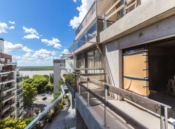 Departamento · 110m² · 5 Ambientes · 1 Cochera · Venta - Duplex Exclusivo Tres Dorm. con Cochera y Balcon Aterrazado con Parrilla - Centro Rio