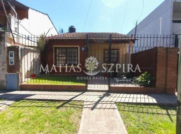 Casa · 90m² · 3 Ambientes · 2 Cocheras · Venta Casa 3 Ambientes Ituzaingó