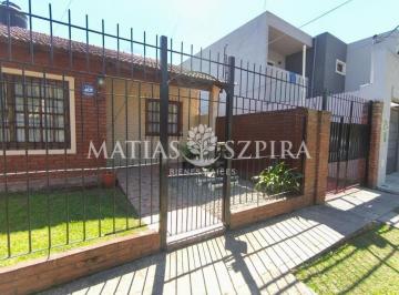 Casa · 90m² · 3 Ambientes · 2 Cocheras · Venta Casa 3 Ambientes Ituzaingó