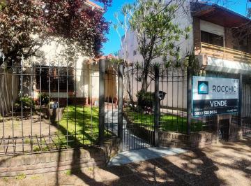 Casa · 175m² · 4 Ambientes · 4 Cocheras · Chalet en Venta 4 Ambientes Villa Ballester