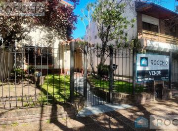 Casa · 175m² · 4 Ambientes · 4 Cocheras · Chalet en Venta 4 Ambientes Villa Ballester