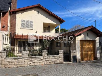 Casa · 194m² · 5 Ambientes · 2 Cocheras · Casa en Venta 6 Ambientes Ballester