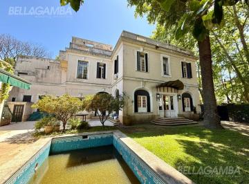 Casa · 307m² · 6 Ambientes · Casa Venta Vicente López 6 Ambientes Jardin Piscina