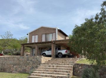 Casa · 110m² · 3 Ambientes · 2 Cocheras · Casa en Venta 2 Dorm. Rio Ceballos
