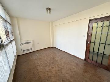 Oficina comercial · 12m² · 1 Ambiente · Venta Oficina. Córdoba Al 1300. Centro - Rosario