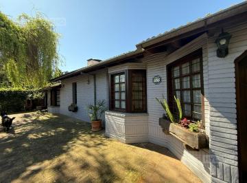 Casa · 280m² · 6 Ambientes · 2 Cocheras · Casa en 1 Planta Estilo Campo en Venta en Santa Rita