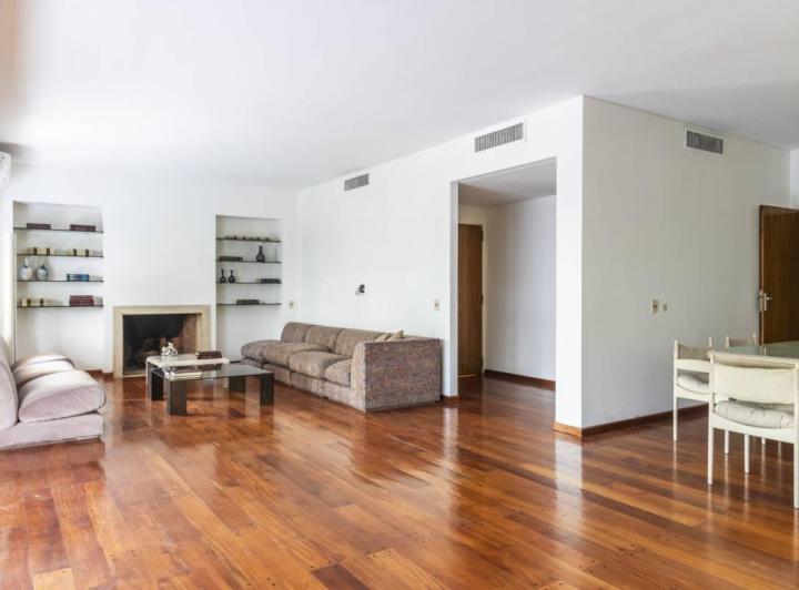 Departamento · 210m² · 4 Ambientes · 1 Cochera