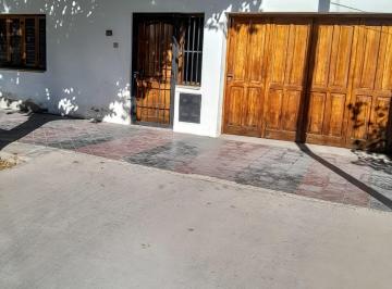 Casa de 6 ambientes, San José · Casa 2 Dorm. con Cochera con 2 Dorm. Mas Opcionales