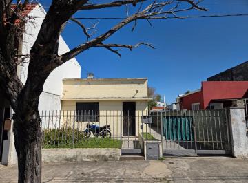 Casa de 4 ambientes, La Plata · Casa en Venta en 29 Entre 35 y 36 - La Plata