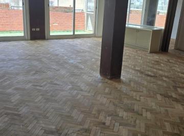 Departamento · 138m² · 5 Ambientes · Viamonte y Pueyrredon - Balvanera - Semipiso a Reciclar 200 m²