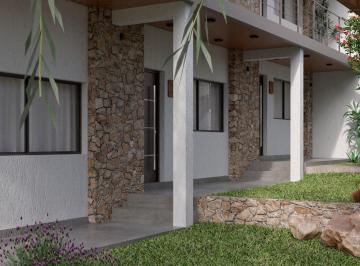 Casa · 308m² · 2 Dormitorios · 3 Cocheras · Casa Mina Clavero Traslasierras Cordoba