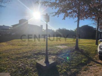 Terreno · 905m² · Lote en Venta –barrio Cerrado La Cesarina (General Rodríguez) – 900 m²