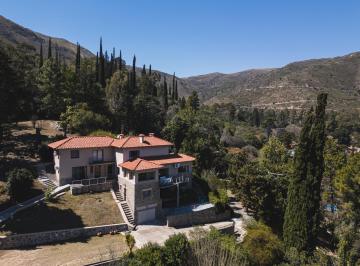 Casa de 4 ambientes, La Falda · Casa en Venta – Bº Villa Eden – La Falda - A112
