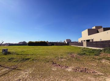 Terreno · 1400m² · Lote de 1400 m² en Village del Brigadier
