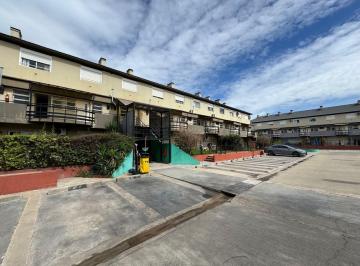 Departamento · 60m² · 3 Ambientes · 1 Cochera · Departamento - Paso del Rey