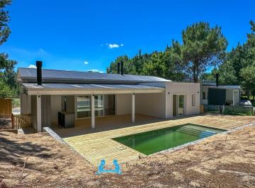 Casa de 5 ambientes, Costa Esmeralda · Venta Casa Costa Esmeralda Piscina Playa: Todo en un Solo Lugar