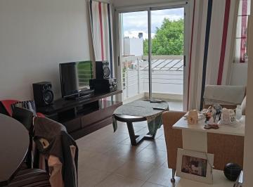 Departamento de 3 ambientes, Morón · Departamento 3 Ambientes con Cochera